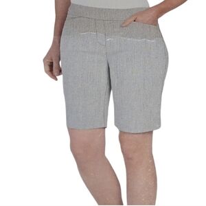 ❤️ Hilary Radley Bermuda Shorts Women's Size 8 Grey Stripe White Stretch